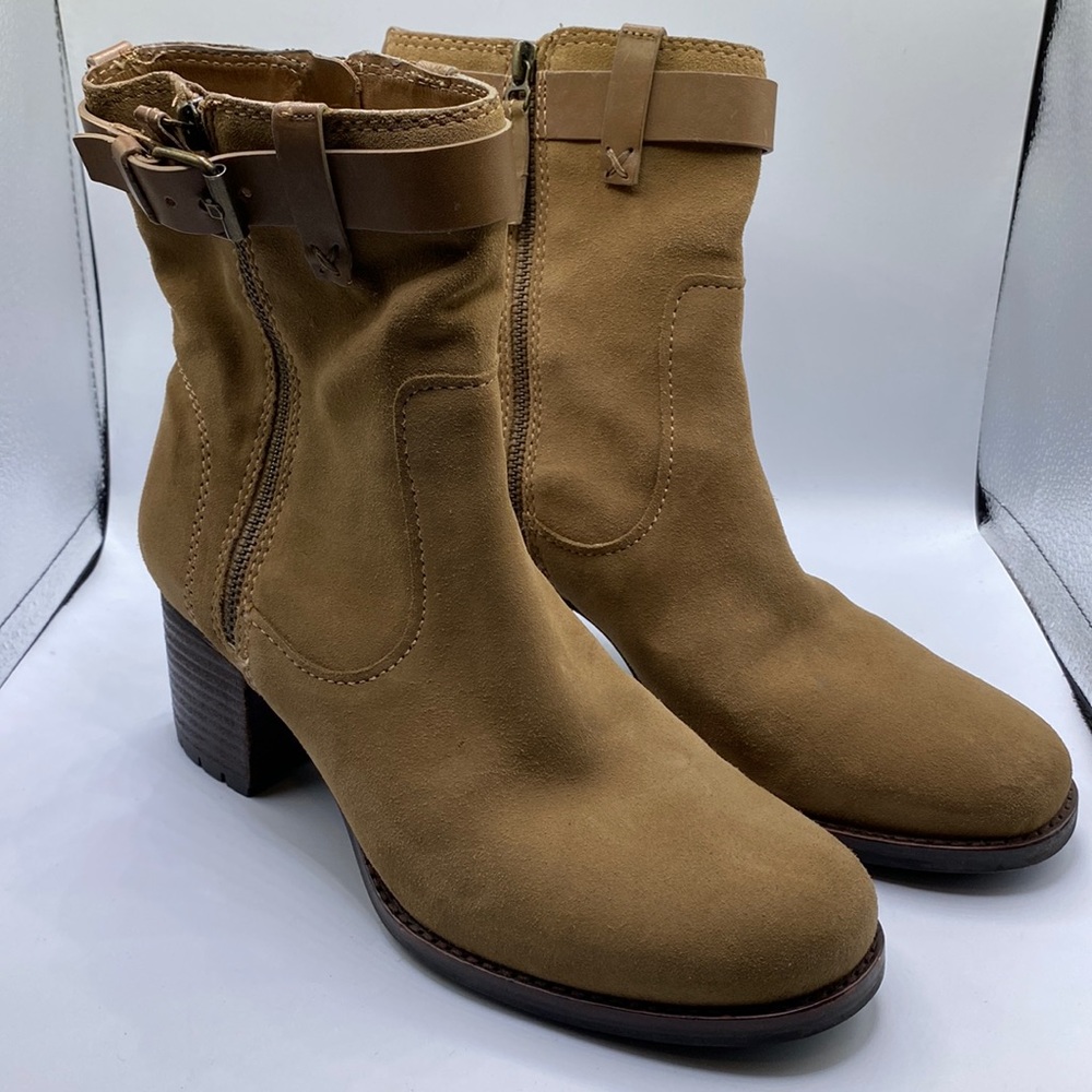 Trask Madison Waterproof  Boots Suede Womens Taupe Size 10